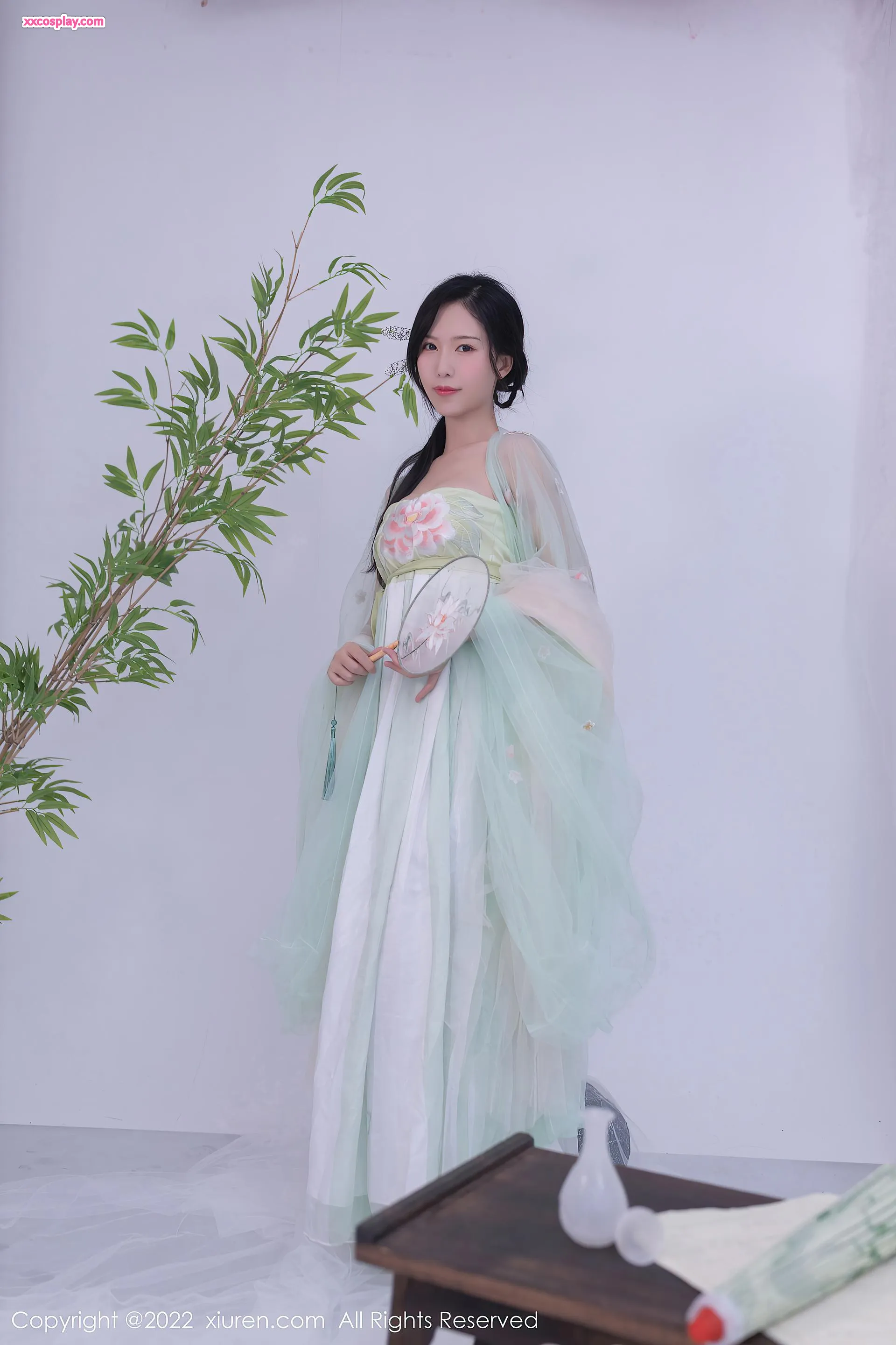 Dou Niang Li Shi Trong Trang Phục Hanfu Mơ Màng